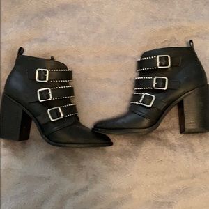 Steve Madden booties